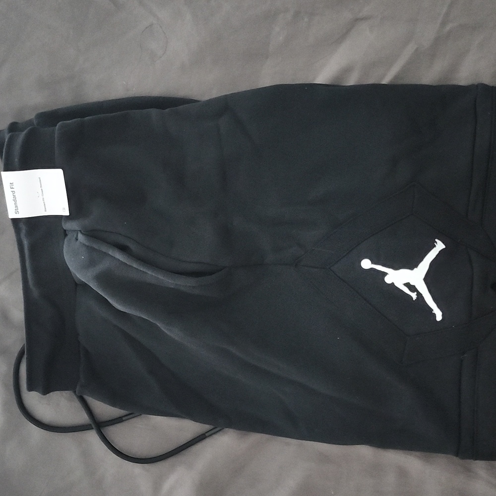 Jordan short